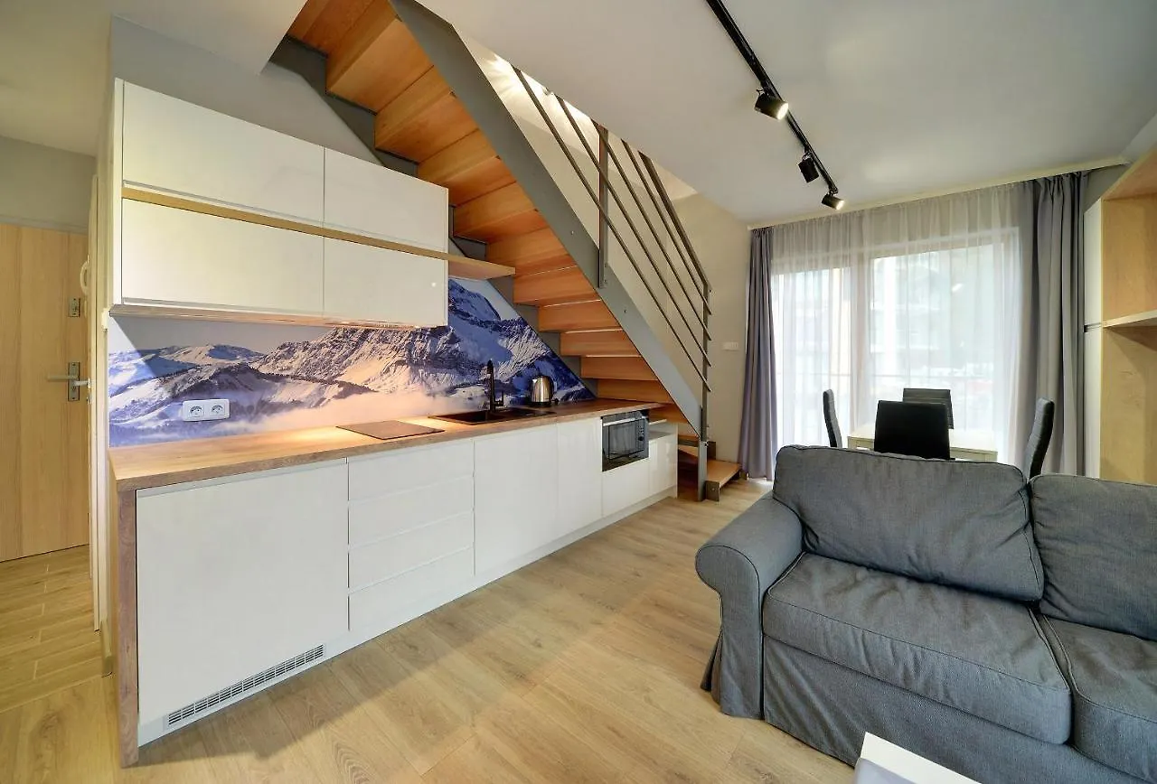 Subtelne I Stylowe Apartamenty Sun Seasons 24 W Karpaczu Z Umeblowanym Balkonem By Noclegi Renters 0*, Karpacz Polonia