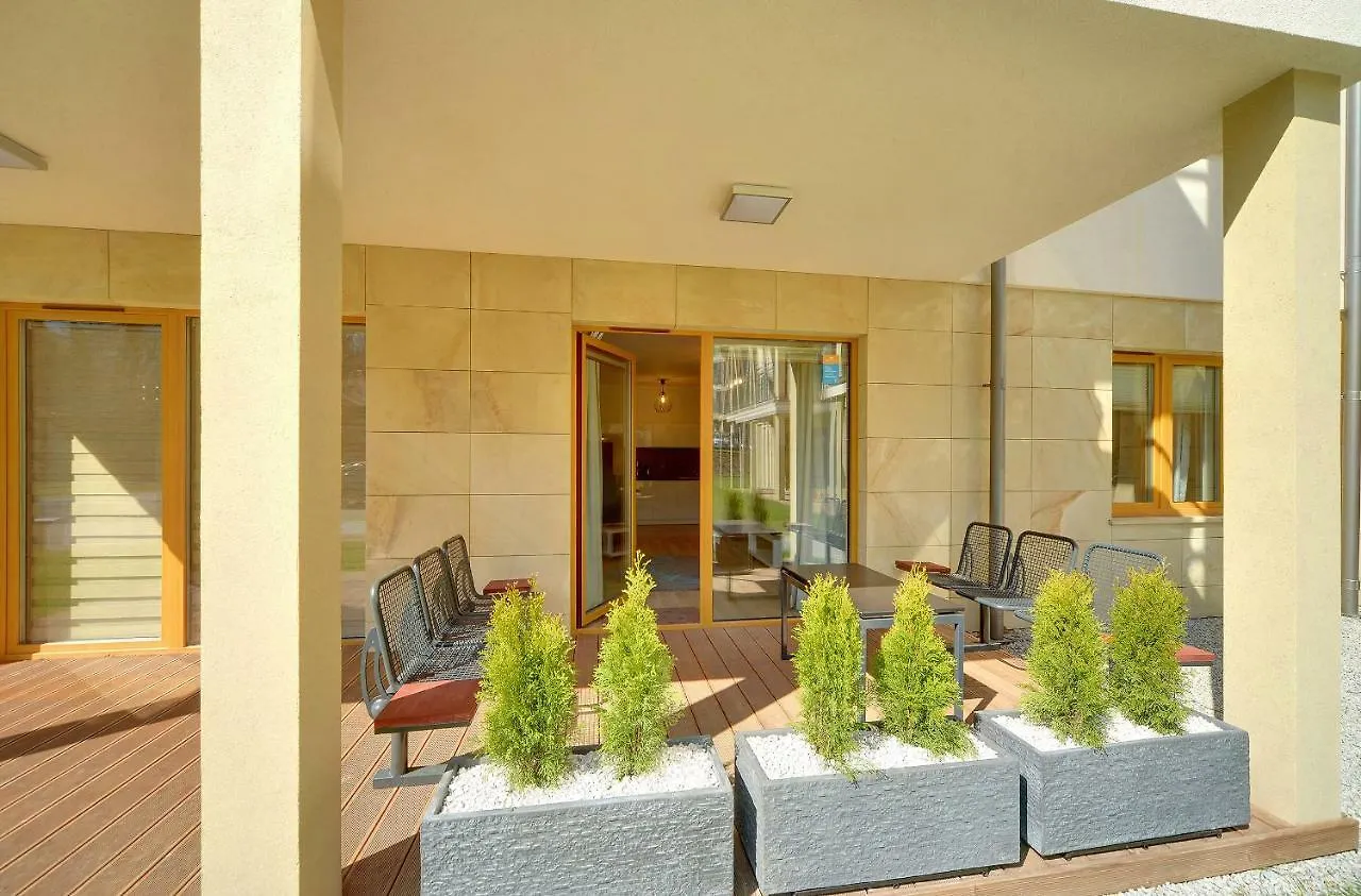 Apartamento Subtelne I Stylowe Apartamenty Sun Seasons 24 W Karpaczu Z Umeblowanym Balkonem By Noclegi Renters